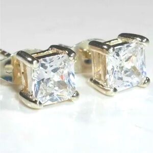 Silpada Rare Sterling Silver 
Princess Cut CZ Post Square
Noble Earrings